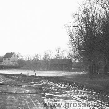 Blick auf den Dorfteich.